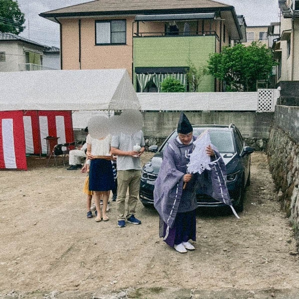 雄城台T邸の地鎮祭がおこなわれました。